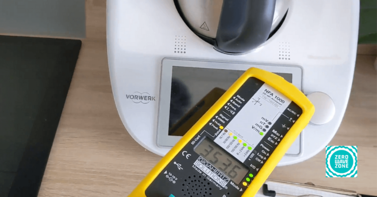 Le Vorwerk Thermomix à  353 V/m